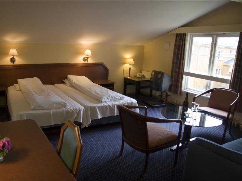 Dovrefjell Hotel Домбас Экстерьер фото